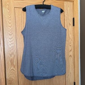 Lands end, sleeveless Tee